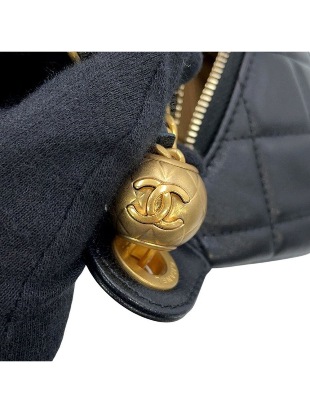 Chanel Belt Bag Quilted CC Logo Lambskin Coco Ball Black - Picture 8 of 10